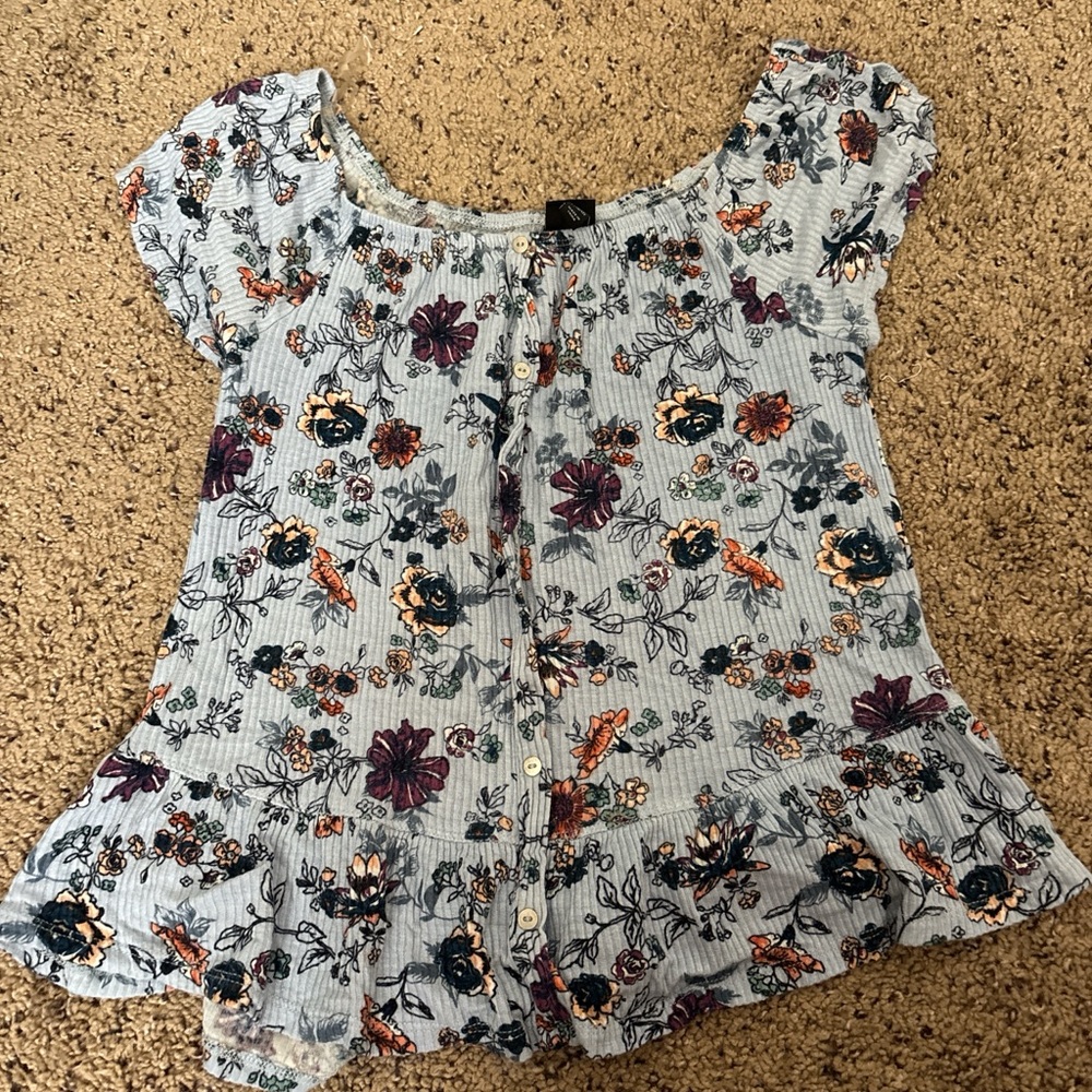 art class Light Blue Floral Button-Front Blouse